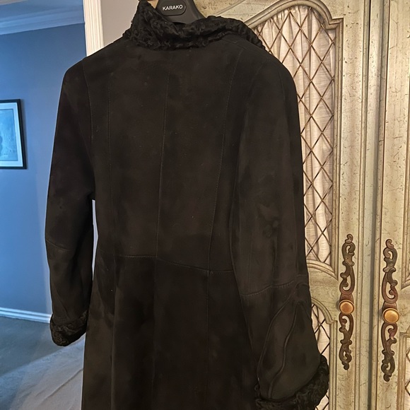 Revillion Shearling maxi coat black 1980’s vintage. Paris France - Picture 10 of 13